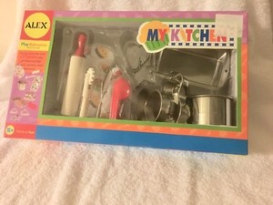 New 2003 Alex Toys My Kitchen Play Bakeware Activity Set  in Sealed Box