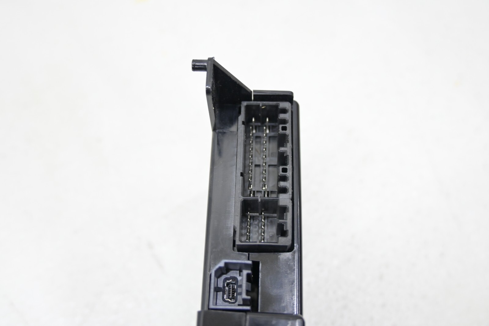 ⭐ 14-21 Maserati Ghibli Quatt Bluetooth Telematics Communication Module Oem
