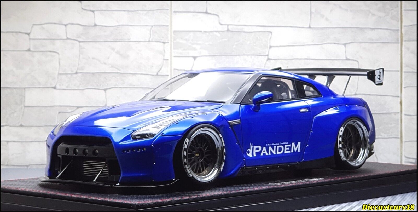 1/18 Ignition Model Nissan GT-R R35 Pandem Blue Metallic IG-1001