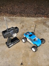 Team Losi Mini-t 1/18 Scale RC Car Vintage Selling As Is