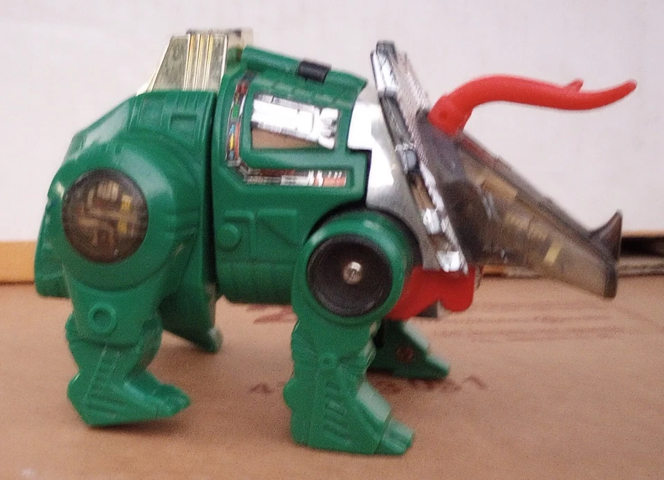 Figura de acción Transformers G2 Dinobot Slag 1993 Hasbro generación dos de colección Foto 3 de 4