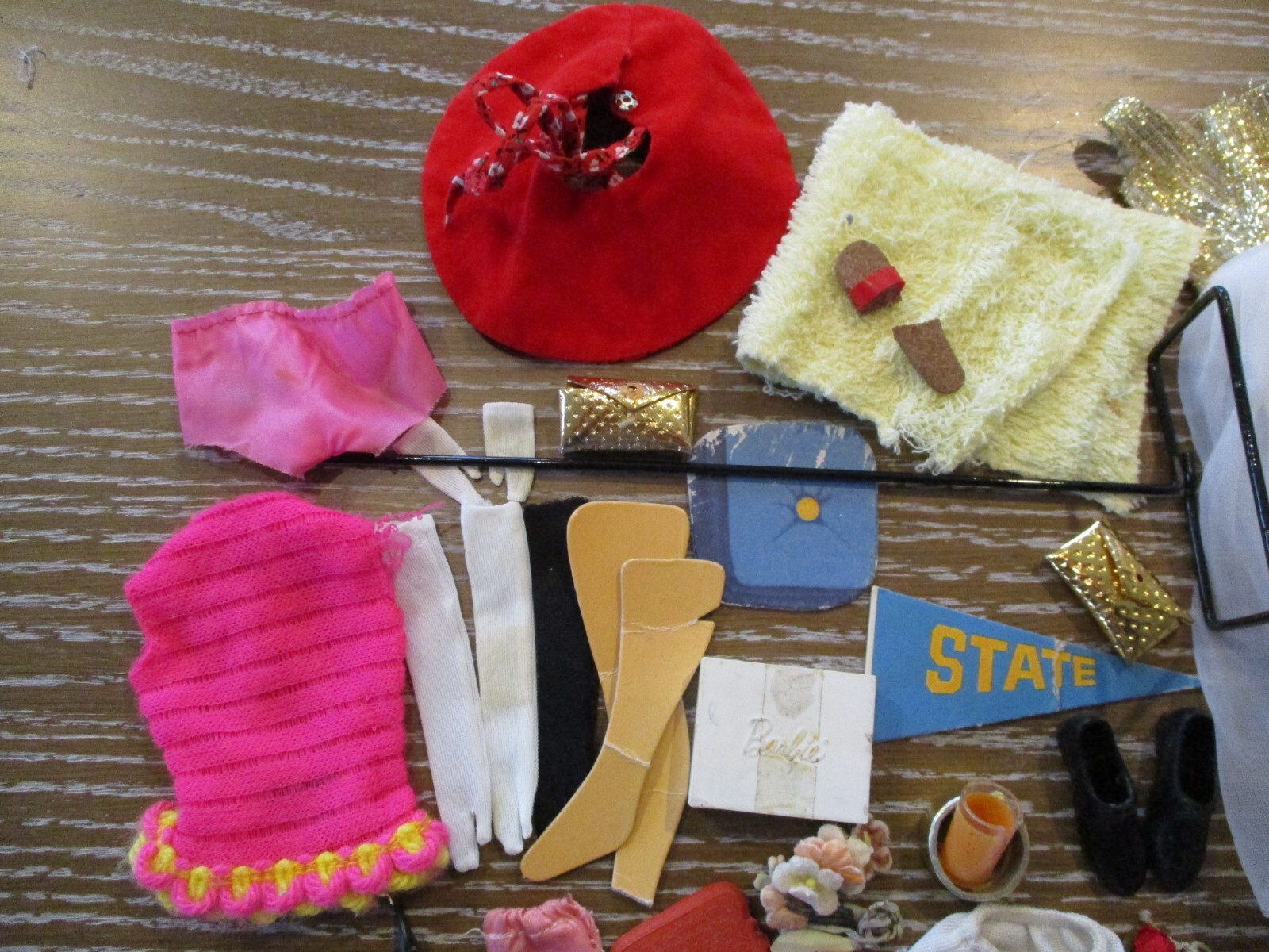 Vintage Barbie Ken Midge Skipper AS IS Clothing & Accessories LOT TLC