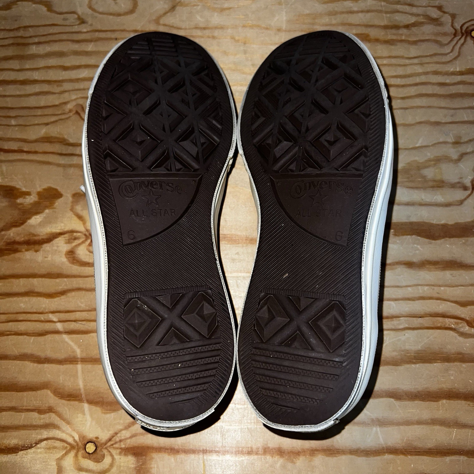 COMME DES GARCONS PLAY x CONVERSE CHUCK 70 LOW MILK 150207C SHOES CDG SIZE 6 thumbnail 6