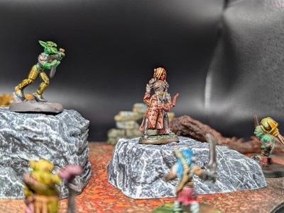 Well painted elf warrior ''Princess Eliara'' d&d fantasy miniature Reaper