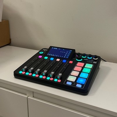 RØDE RodeCaster Pro II Integrated Audio Production Studio