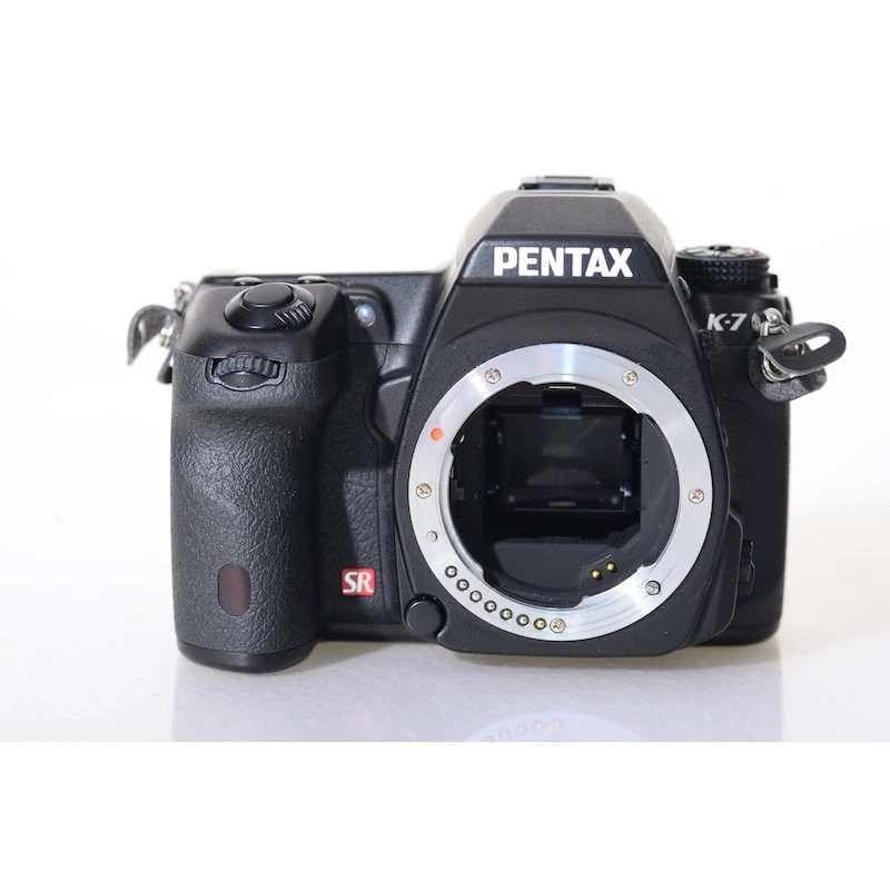 Pentax K-7 Digitalkamera - K7 DSLR Kamera - Camera Body NUR 1654 Auslösungen