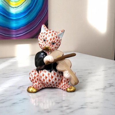 Herend Cat with Violin