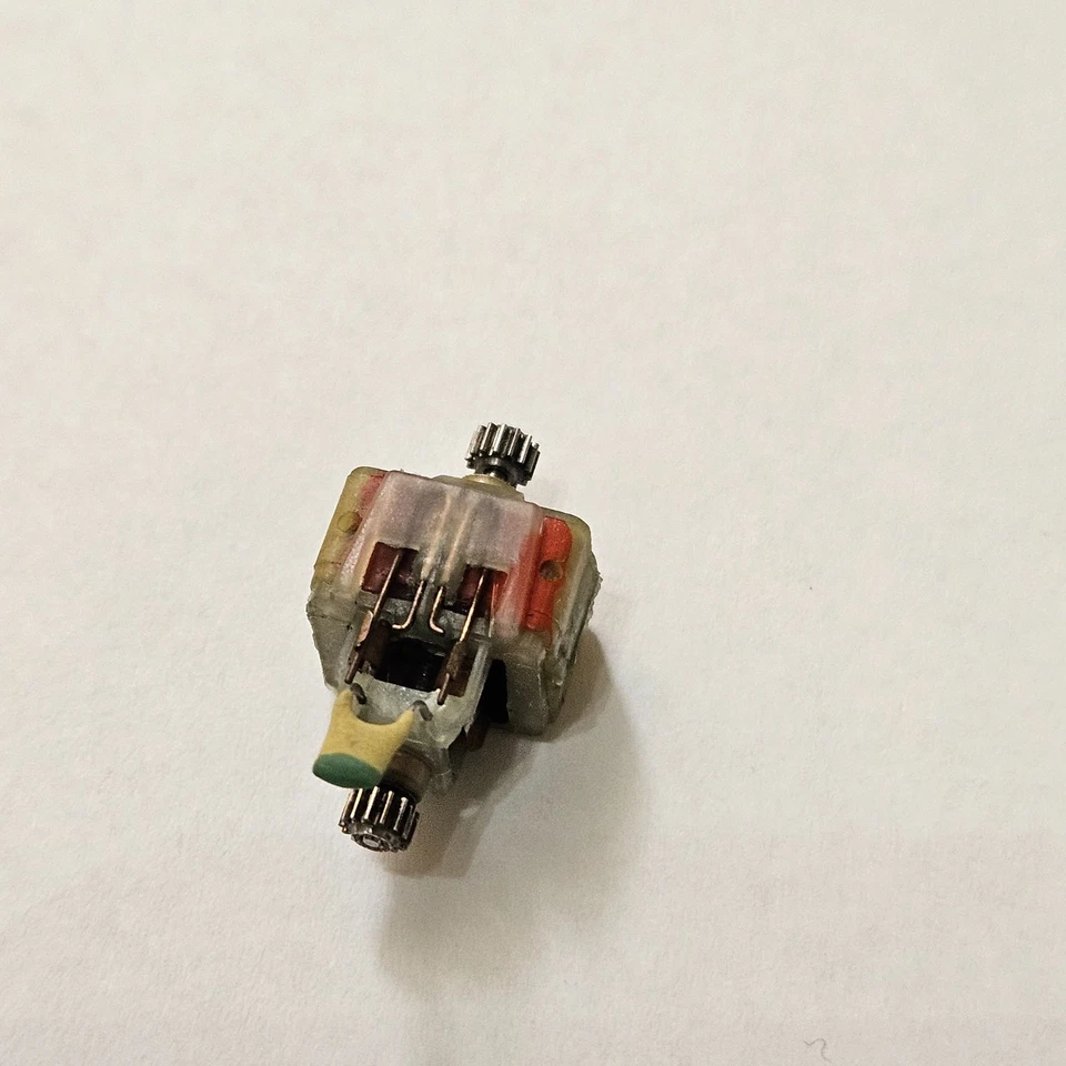 Marklin 264440 Z Scale 3-Pole Motor USED - Image 4 of 4