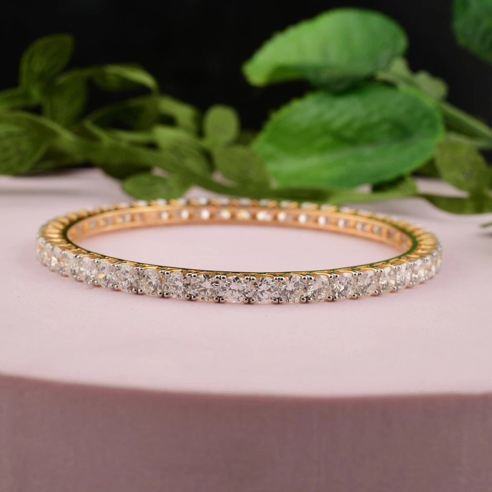 12.36 Ct Lab Grown CVD Round Cut Diamond Sleek Bangle Bracelet 14k Yellow Gold - Image 3 of 4