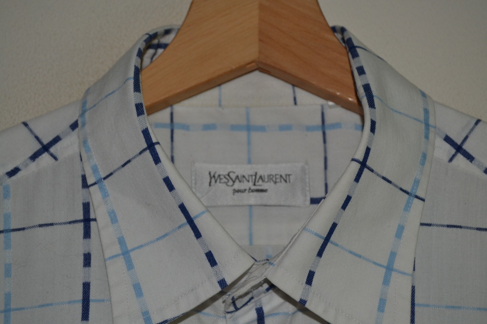 Camicia vintage YSL Yves Saint Laurent blu e bianca a quadri S S con bottoni uomo grande