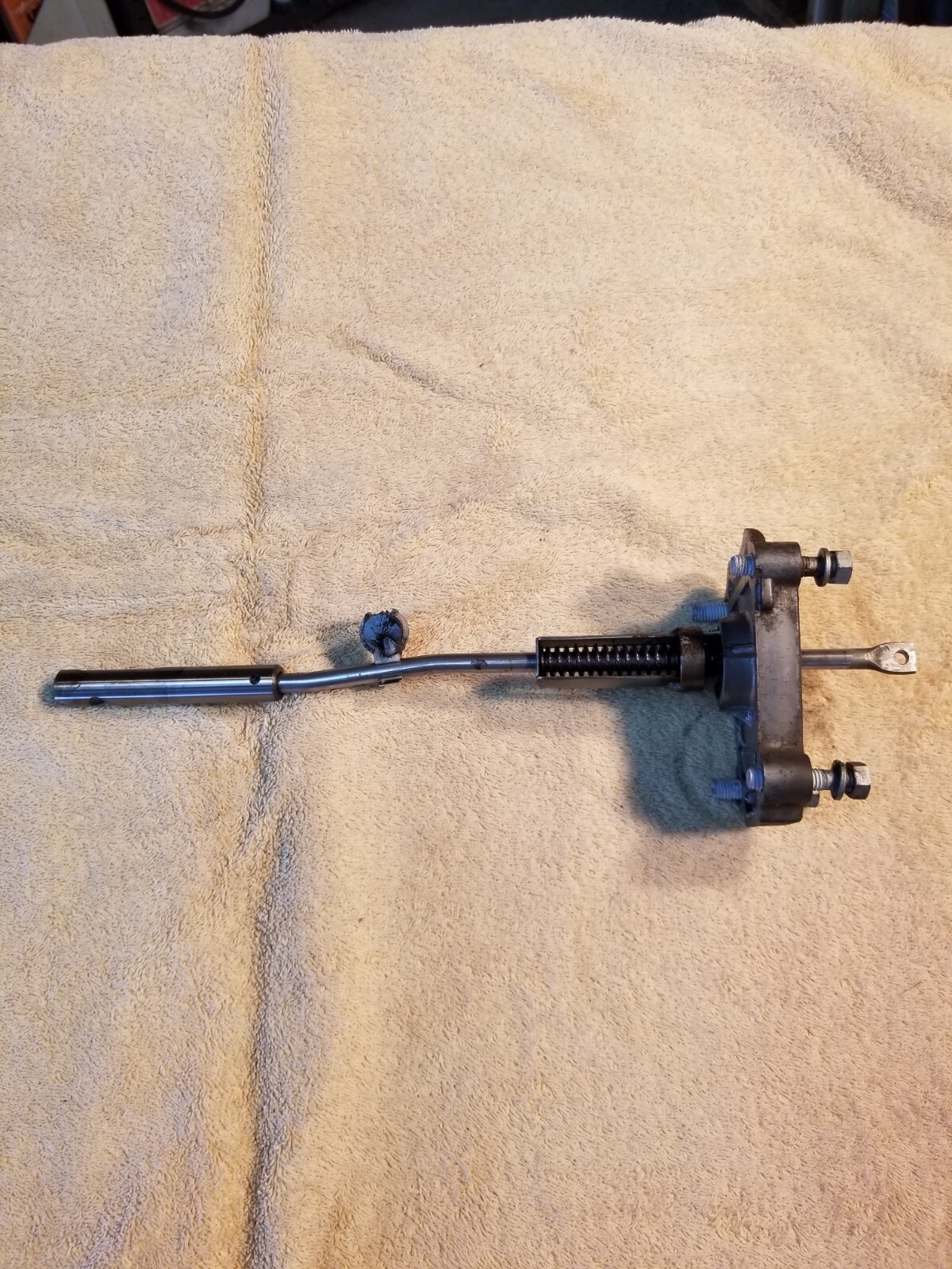 Suzuki Outboard Shift Rod Housing Guide 2514194510 & Shift Rod