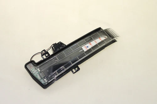 Passenger Side Blinker Turn Signal Led Light For Mercedes C E S GLA CLA GLK RH