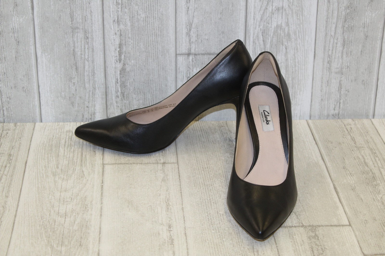 clarks narrative pumps