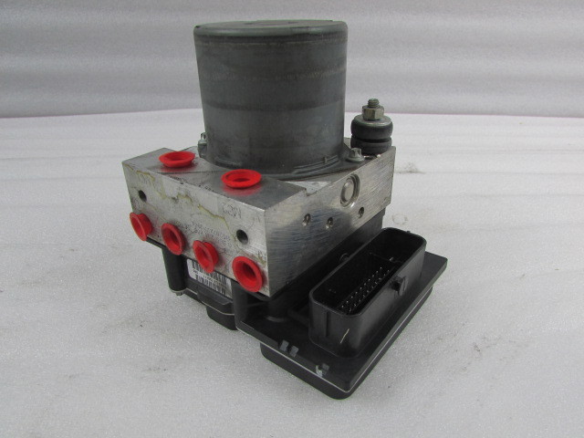 Maserati Quattroporte, Anti-Lock Brake Control, Used, P/N 267422