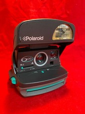 Vintage Polaroid 600 Round instant film camera, c. 1997