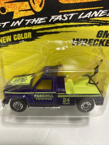 1996 Matchbox #21 Purple GMC Wrecker Parkhill Towing Hood Variation NOC 1:72 - Picture 2 of 6