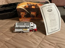 MATCHBOX # YYM 37631 - 1948 GMC C.O.E.TANKER / PUMPER NEW