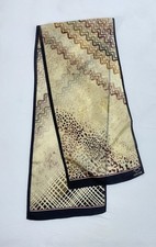 OSCAR DE LA RENTA women  s Vintage Silk Eleven Scarf In Beige GOOD.COND 51"/11"
