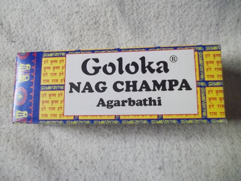 Goloka Nag Champa Agarbathi incense stick 8g x 25 box -200 Grams,Hand Rolled,In.