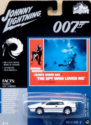 Lotus Esprit S1 James Bond The Spy Who Loved Me 1:64 Johnny Lightning JLPC002