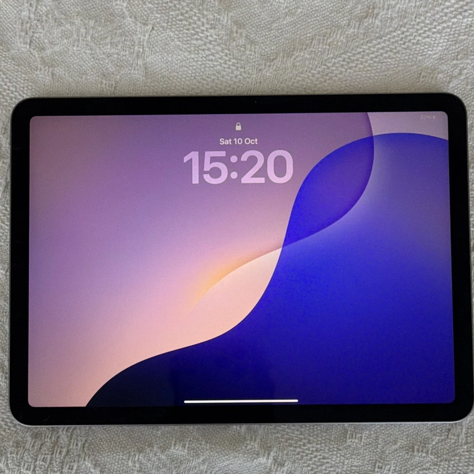 Apple iPad Air 11-inch (M3) · 128GB · Wi-Fi, photo 1 of 5