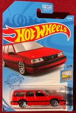HOT WHEELS FACTORY FRESH VOLVO 850 ESTATE WAGON RED 43/250. SEE COMBINED OFFERS!