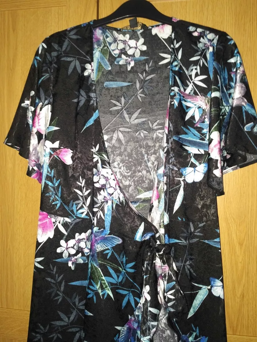 BNWT Lipsy Amelia Print Floral Wrap Dress size 10