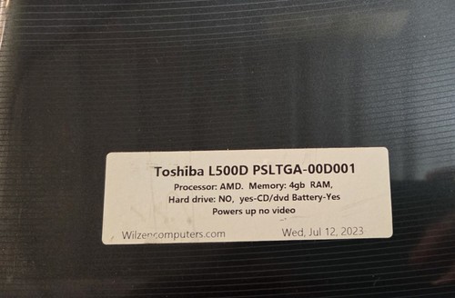 Toshiba Satellite L500D Laptop for Parts - Non-Working, Ideal for Repair - Picture 2 of 6