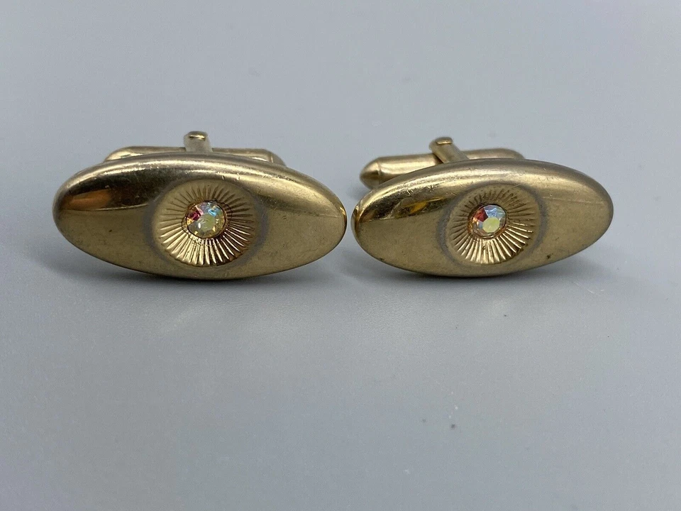 Gemelos texturizados Swank firmados vintage con acento de cristal en tono dorado Foto 2 de 4