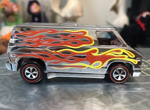 Hot Wheels CUSTOM MADE Van - CHROME WOW !! - Picture 2 of 8