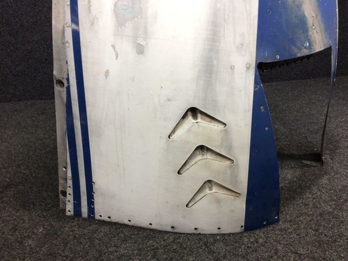 1213400-20 / 0752608-4 Cessna T210H Skin Assembly Cowl Lower RH W/ Louver - Picture 4 of 8