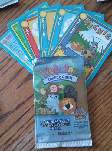 Carte collezionabili WEBKINZ serie uno - 3 confezioni aperte - codici funzione + segnalibro gatti - Foto 2 di 5