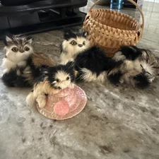 Realistic Miniature Kittens Furry  Sitting 3.5" Figures X 4 Collectible