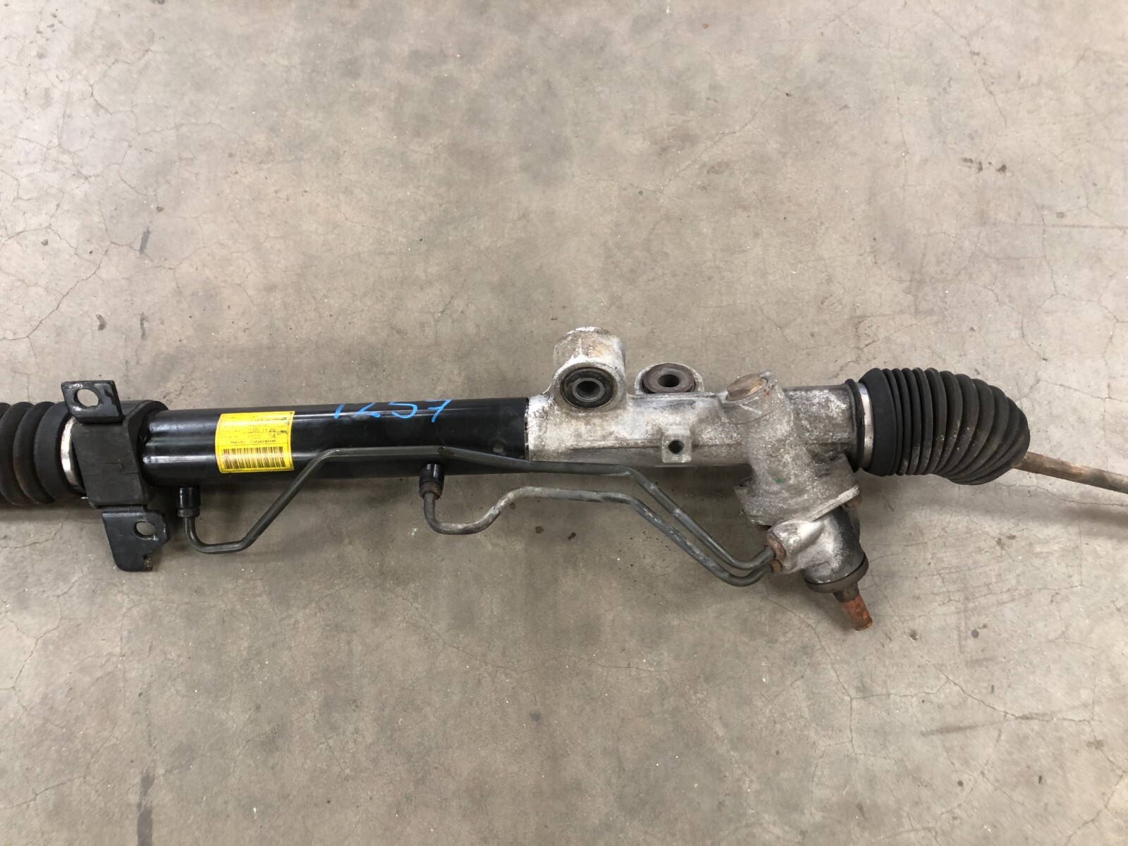 2006 Hummer H3 Steering Gear Power Rack & Pinion 15827235 OEM  