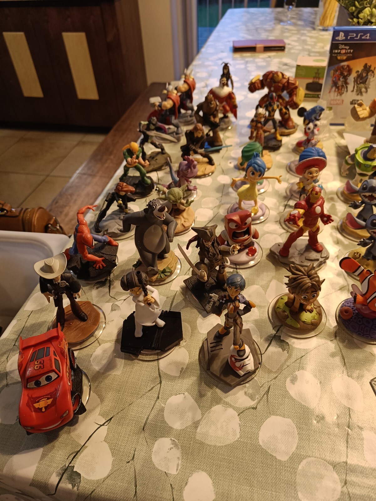 HUGE disney infinity Figure Bundle eBay