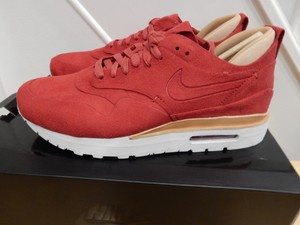 mens red trainers uk