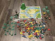 Vintage Lot Of 200 Pieces Plastic Dinosaur Figures and more Collectible