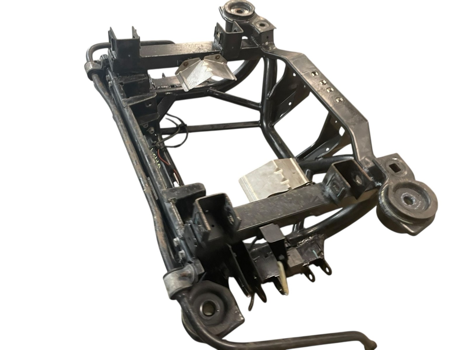 2008-2016 MASERATI GRANTURISMO 4.7L RWD REAR SUBFRAME CROSSMEMBER CRADDLE OEM