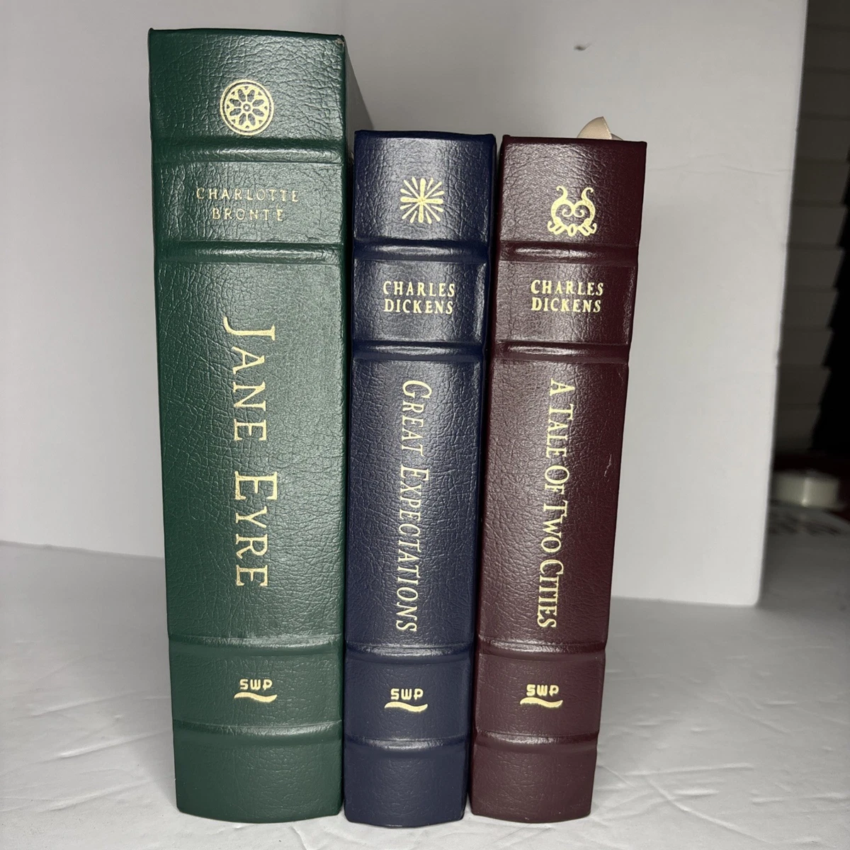 Charles Dickens Antiquarian & Collectible Books in English Leather