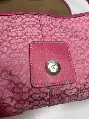 RARE Coach Vintage Pink Monogram Soho Y2k Signature C Leather