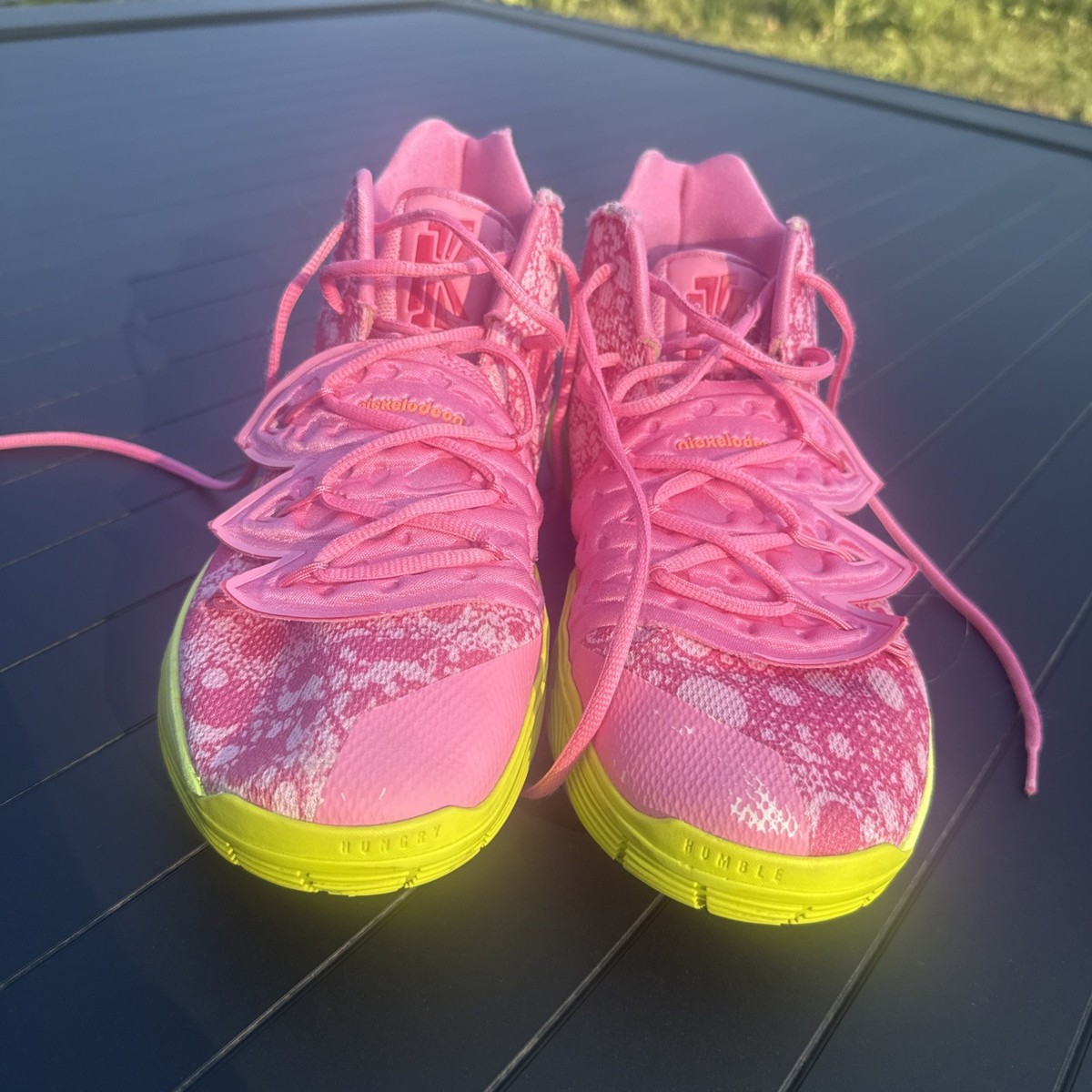 Nike SpongeBob SquarePants x Kyrie Patrick Star Size 14 No Box