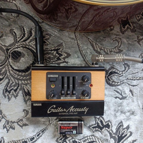 Seltene Yamaha LL-11BE Acous-Elec Gitarre mit Vorverstärker & Dual Tonabnehmer, massive Oberseite - Bild 2 von 14