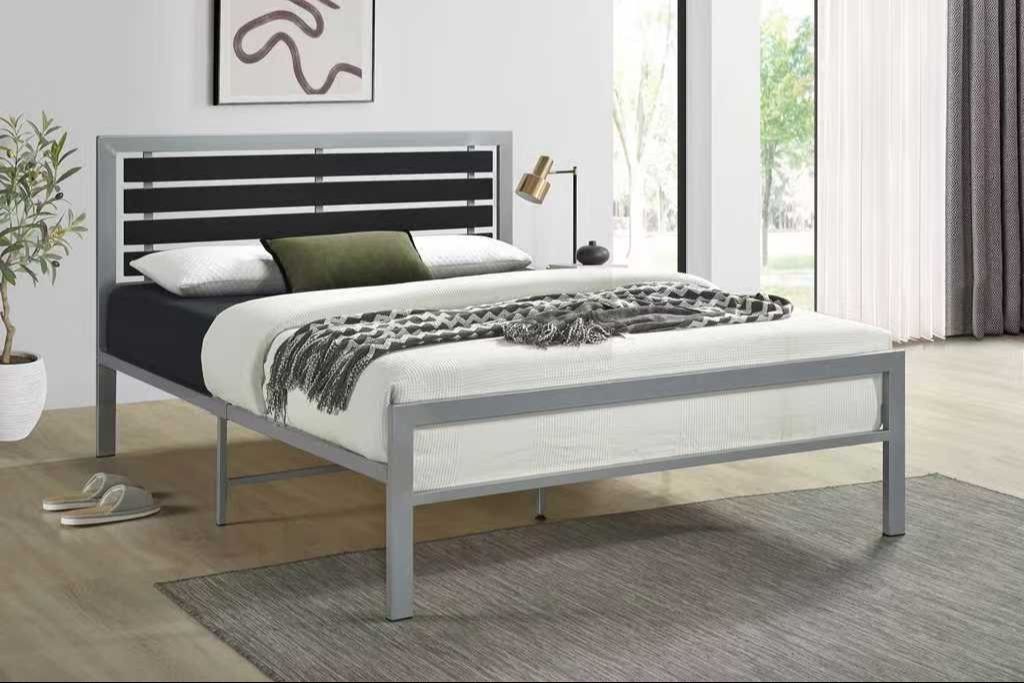 Metal Platform Bed - Full