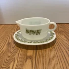 Vintage Pyrex Green Spring Blossom Crazy Daisy Gravy Boat With Oval Plate