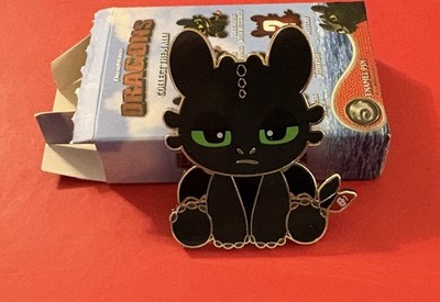 DreamWorks How To Train Your Dragon Pink A La Mode Bored Toothless LE 200 Pin
