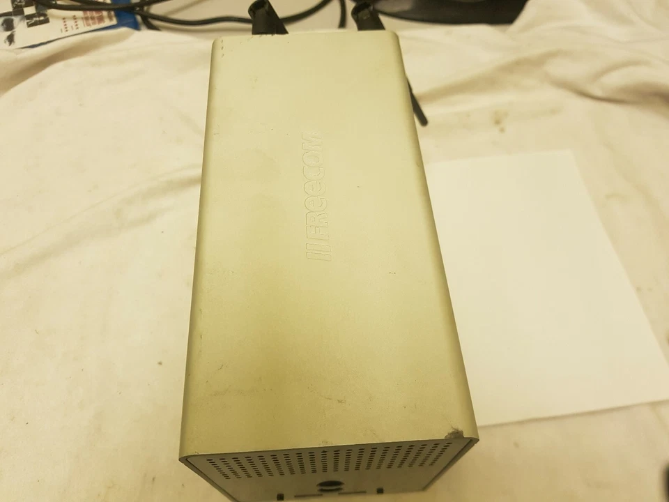 Freecom Data tank Gateway WLAN 1TB Wireless. 100% UNTESTED. - Image 3 of 4