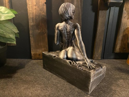 Halo Cortana Statue 11inch - Bild 4 von 6
