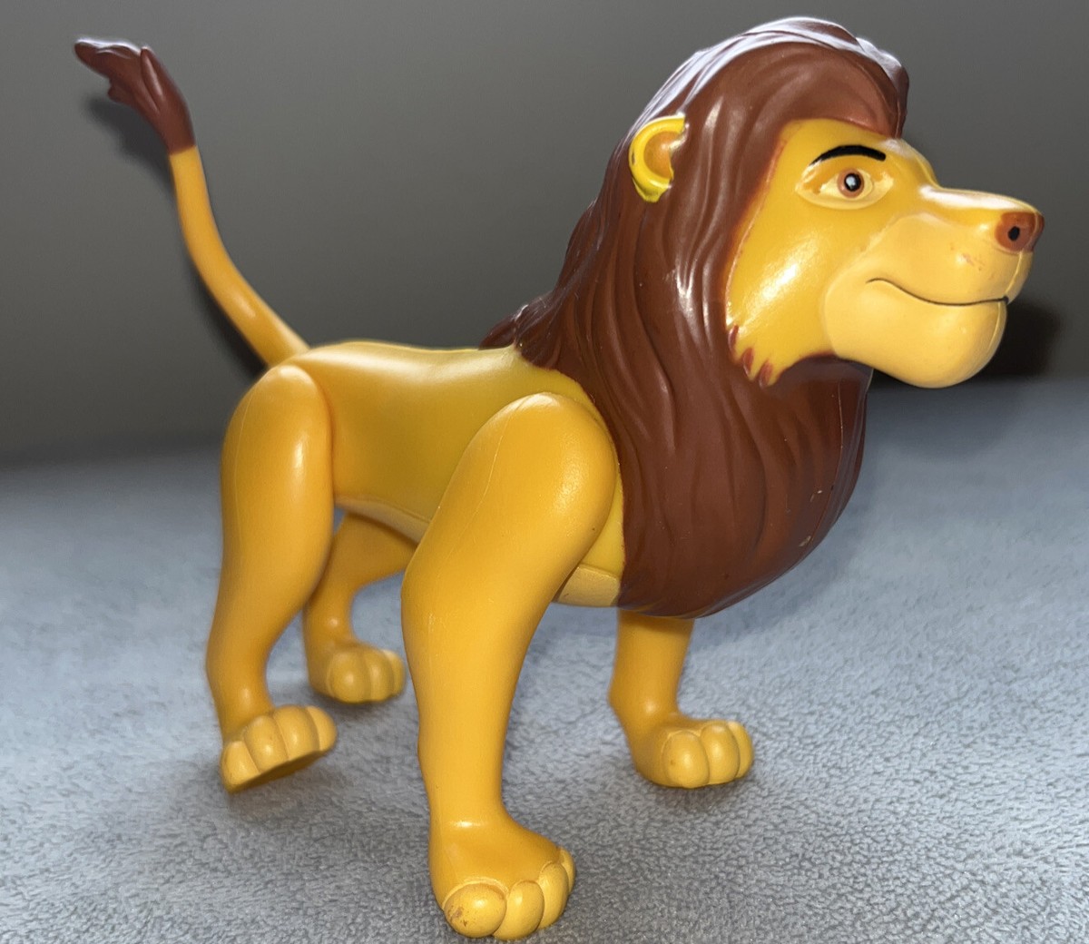 Disney's Lion King Lion Guard Pride Lands Simba Action Figure