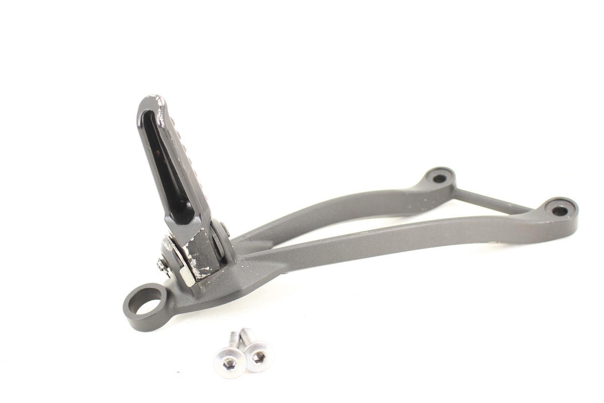 2019 KAWASAKI NINJA ZX6R ZX636 RIGHT REARSET FOOT PEG BRACKET