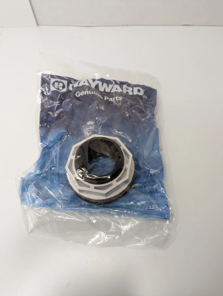 Hayward SP1023SBLK 1-1/2-inch Socket Black Inlet Fitting With Locknut and Gasket - Image 3 of 4